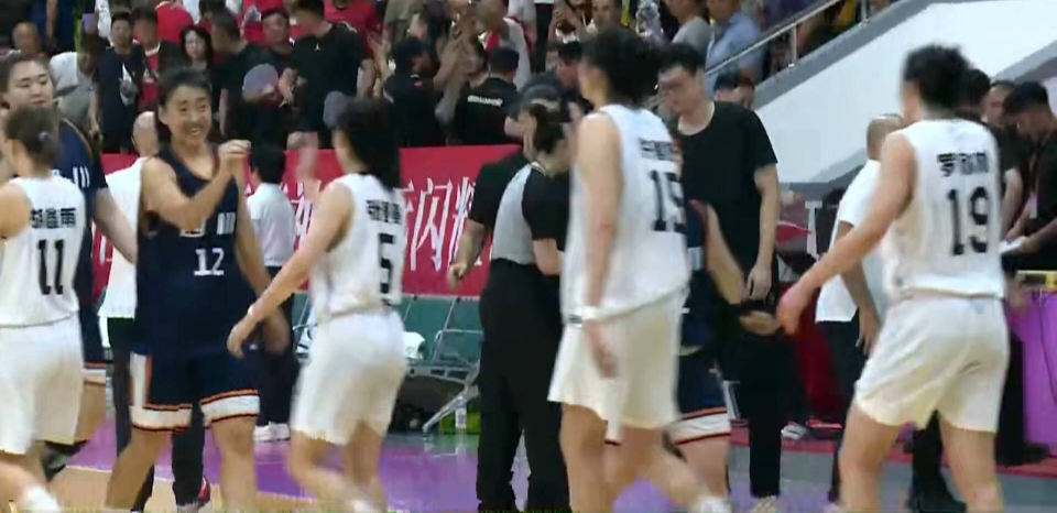 最终以, 整比赛状态