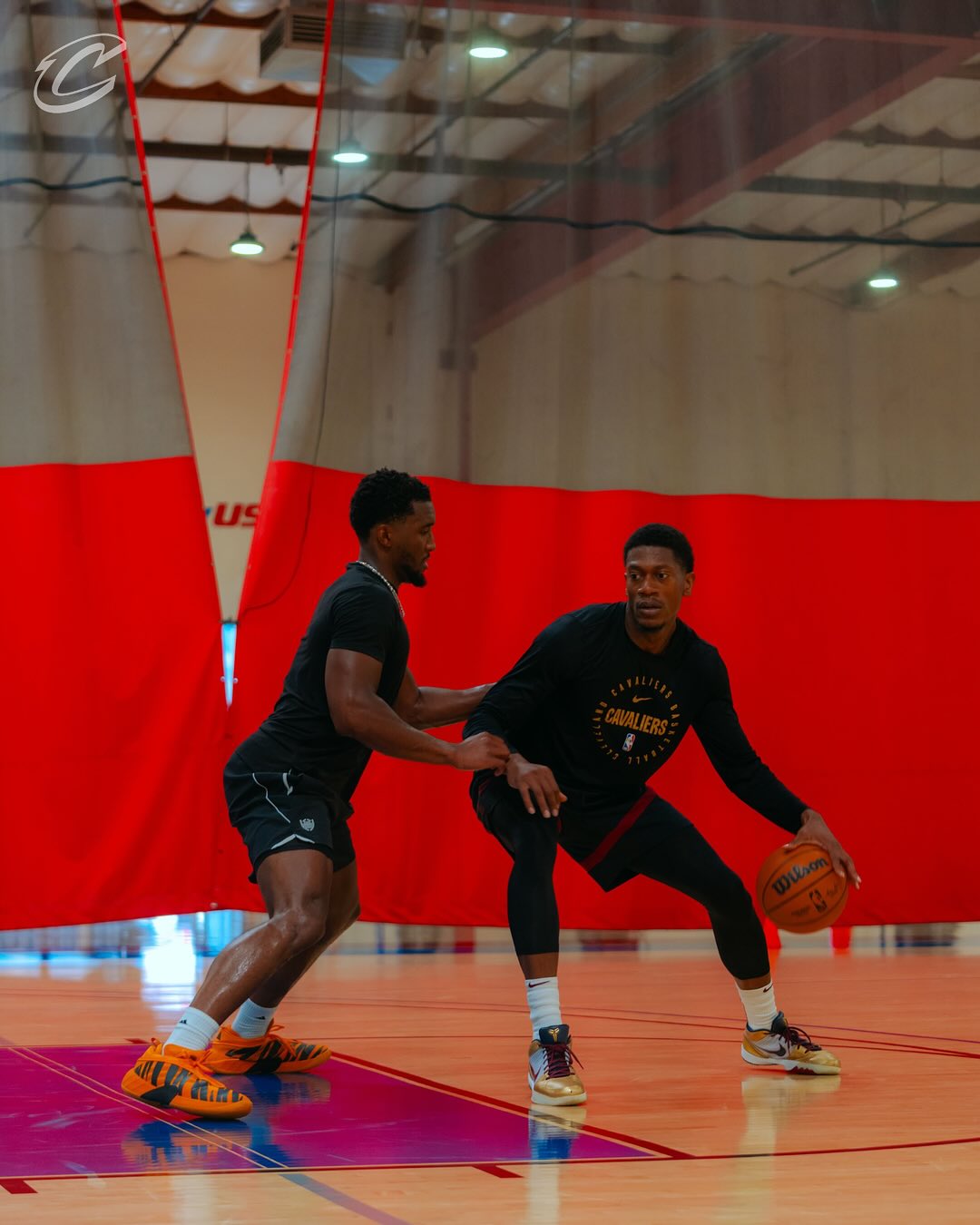 yid, 骑士官方晒, 骑士官方晒