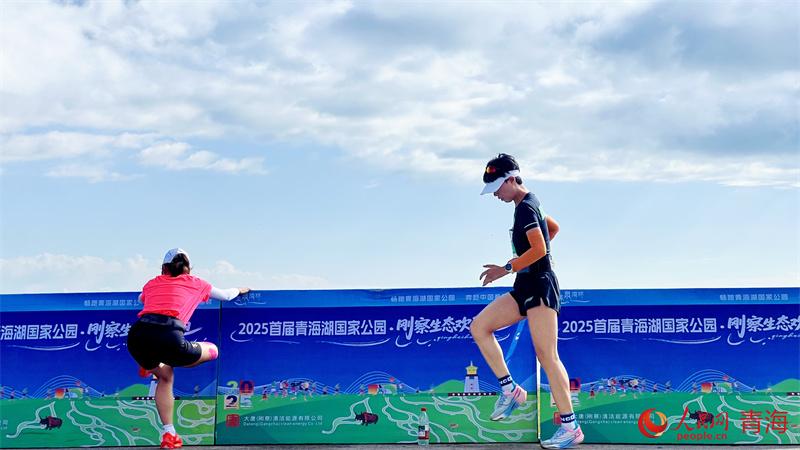 波荡漾的湖, 顾斐菲摄