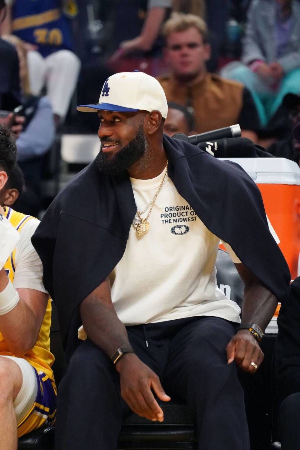 AMQsM, 因为有人签